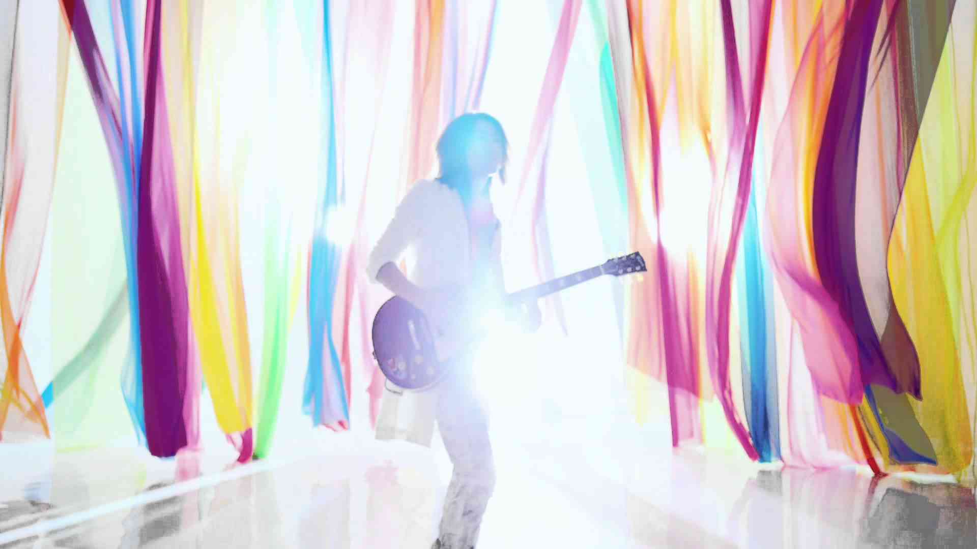 「Bleeze」ミュージックビデオ(Loppi・HMV ver) - YouTube
