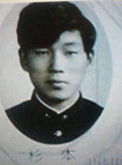 芸能人の昔の写真を見て、誰かわかったら＋を押すトピ