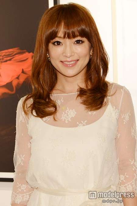 浜崎あゆみが投稿した“湯上がり姿”にファンが戸惑い「これはあゆだよね？」