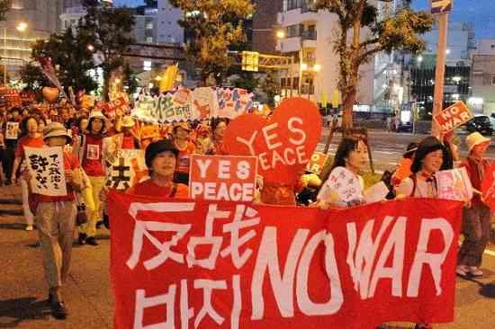 【安保採決】自民大沼瑞穂議員が民主津田弥太郎議員に引き倒されてるシーンが酷い(動画有)