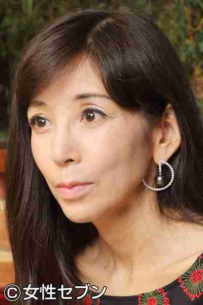 川島なお美　激ヤセ姿を心配されるも「食も普通。体は健康」