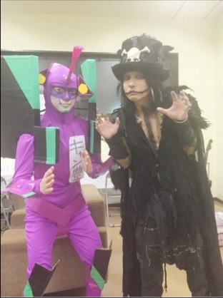 ゴールデンボンバー・喜矢武豊＆HYDEのハロウィーンツーショットに興奮の声！