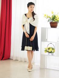 結婚式のお呼ばれ服装どこまでマナー守る？