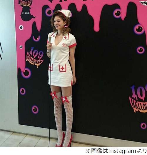 “ローラ似”のセクシーナース、瑛茉ジャスミンの際どい絶対領域。