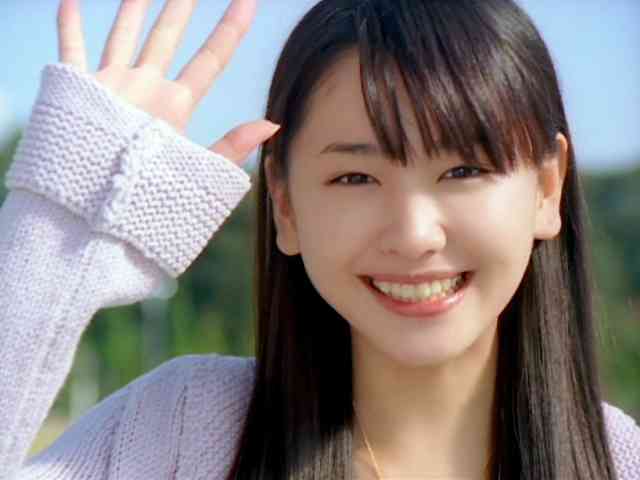 周りにいる美人さんは誰似ですか？