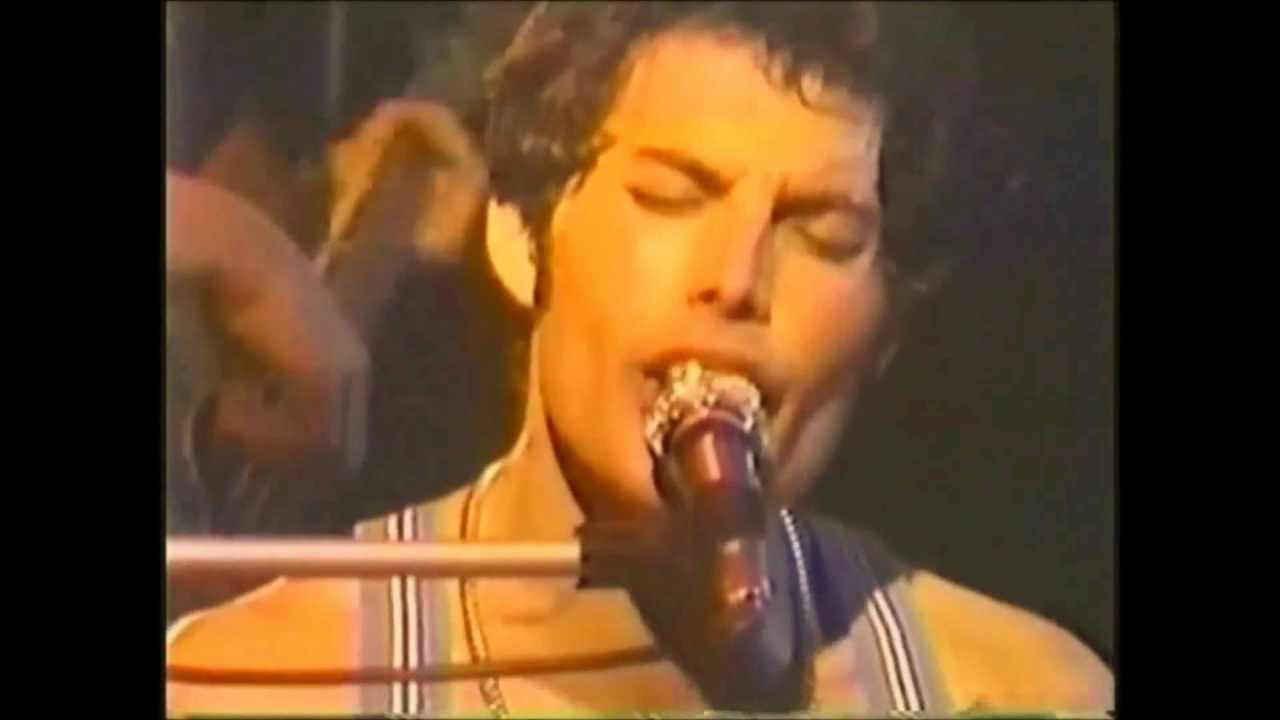 Queen Live Japan '79- Tokio - ( Budokan 24Th-April-1979 ) - YouTube