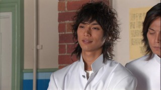 この俳優のこの衣装姿が好きw