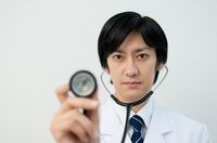 7割の医者がスルー…飛行機での急病は命取りだった - NAVER まとめ