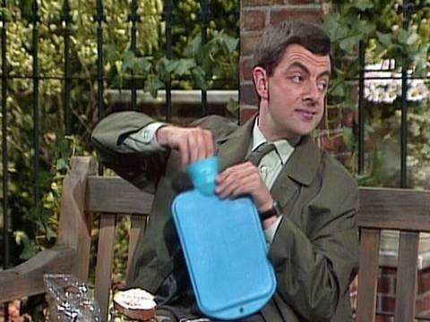 Mr Bean - Sandwich making -- Mr Bean - Stulle schmieren - YouTube