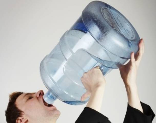 水を沢山飲むように心掛けてる人