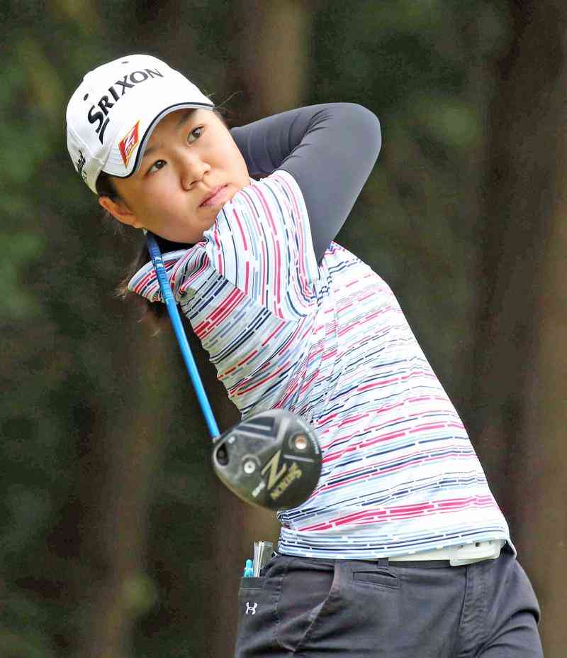 16歳畑岡「こんな上」初出場アマ史上初の首位発進 - 国内女子 : 日刊スポーツ