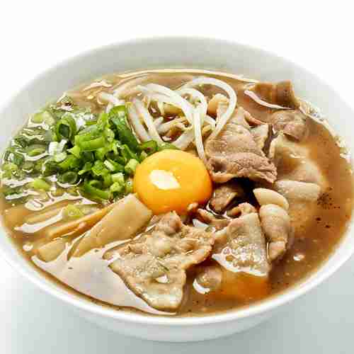 最後に生卵・半熟卵を乗せると美味しい食べ物