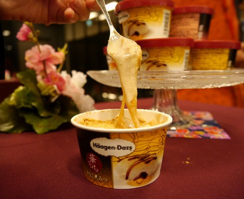 ハーゲンダッツ「華もち」復活！とろ～り“もち入り”和風テイスト