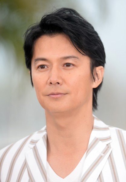 福山雅治、男も惚れる素顔“マグロだから止まれない”