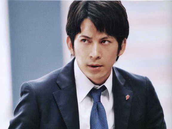 この俳優のこの衣装姿が好きw