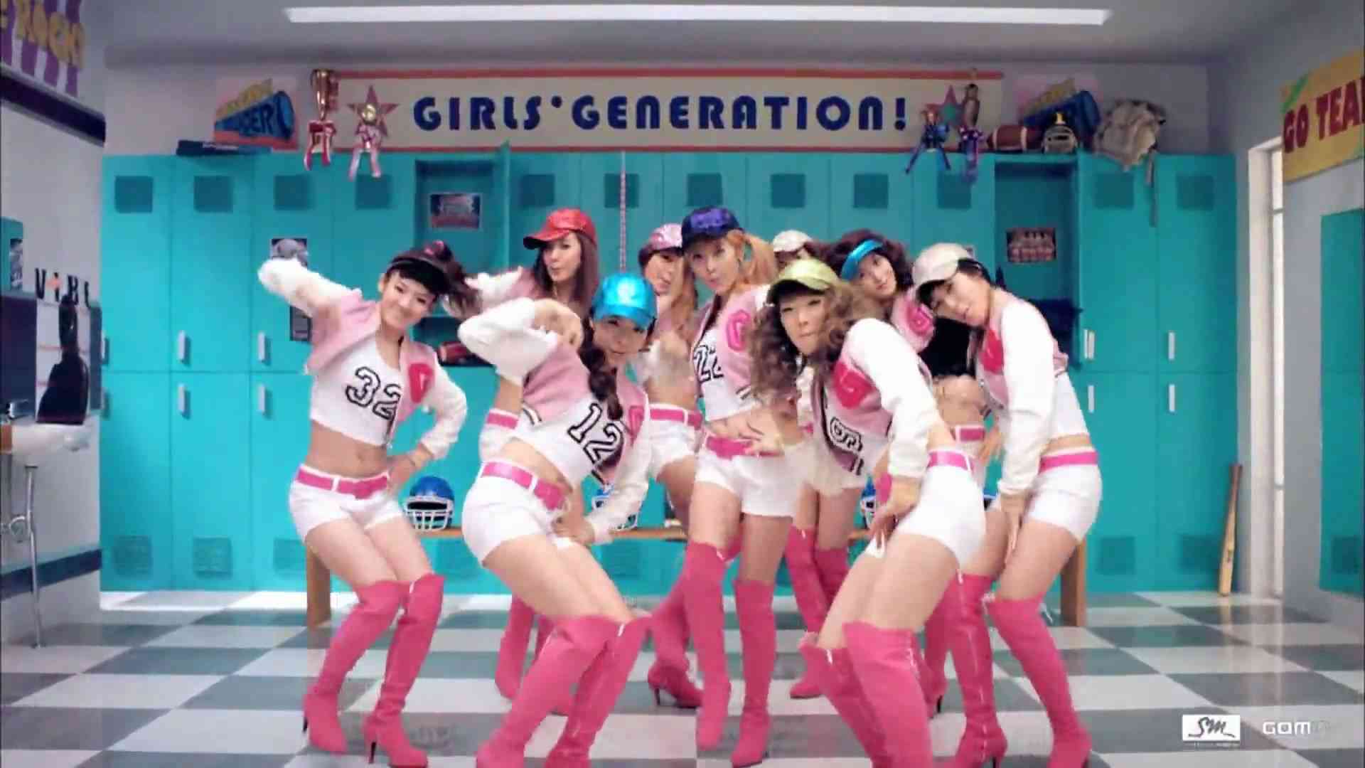 Girls' Generation (SNSD) - Oh! & Run Devil Run!!! (Story Ver.).mp4 - YouTube