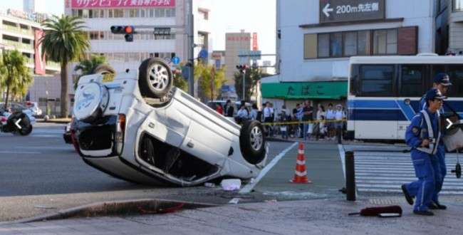 【ニュース】宮崎駅前で73歳の男性が運転する車が暴走し次々と人をはねる事故が発生！ - BUZZNET（バズネット）｜心に響くネタニュースまとめ