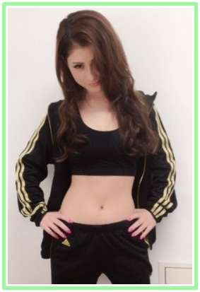 ダレノガレ明美、背中ざっくりSEXYドレスに絶賛の声