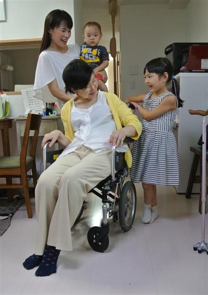 介護＆育児ダブルケアの女性14.2％…衝撃の調査結果に国も実態把握へ