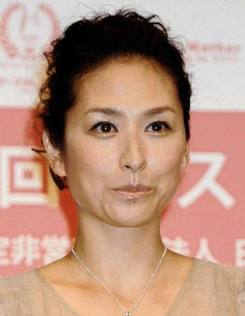 清原亜希　雑誌の修正実態に疑問 脚まで「あ、これ私じゃない」