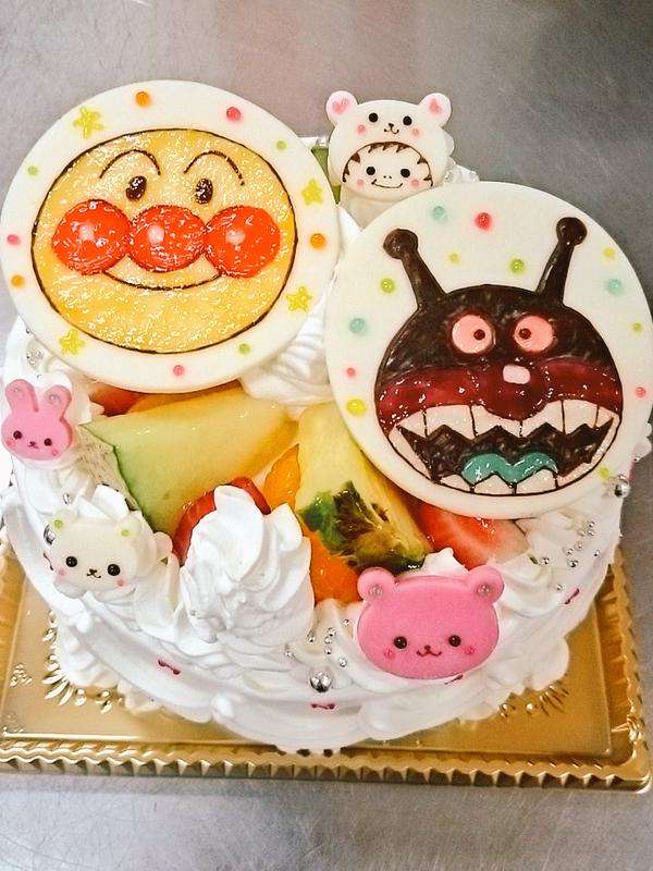 キャラクターケーキ注文したことある人