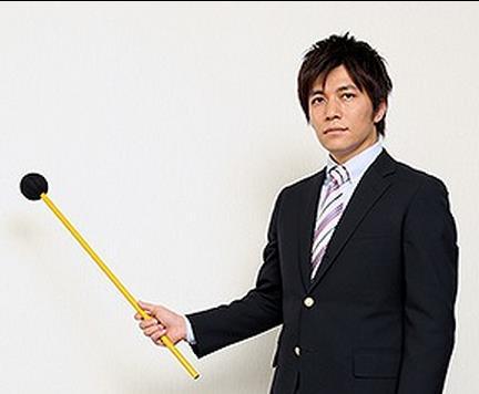NHKニュースでびっくり！気象予報士、斉田季実治さんが突然ハロウィーン仮装