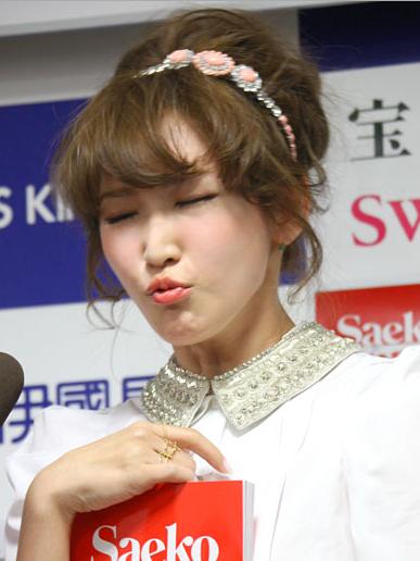 紗栄子、キスマイの番組で緊張？「可愛すぎて寝れない」「あれは女神！」と絶賛の声