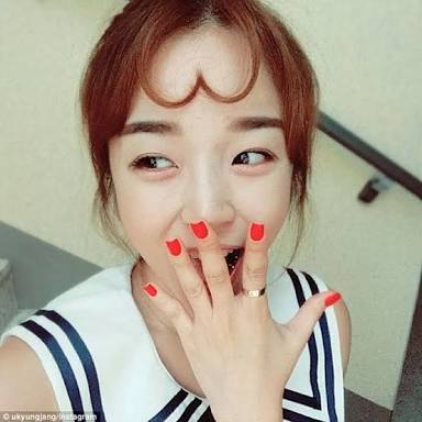 【⁉】頭の上が花畑に、中国で流行中のヘアアクセ「ヘッドファーム」が日本初上陸