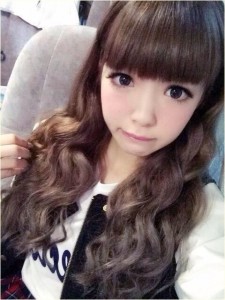 藤田ニコル、幼少期の写真がかわいすぎると反響！