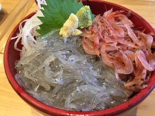 地元の名物を書いて、食べたことがあればプラスを押すトピ