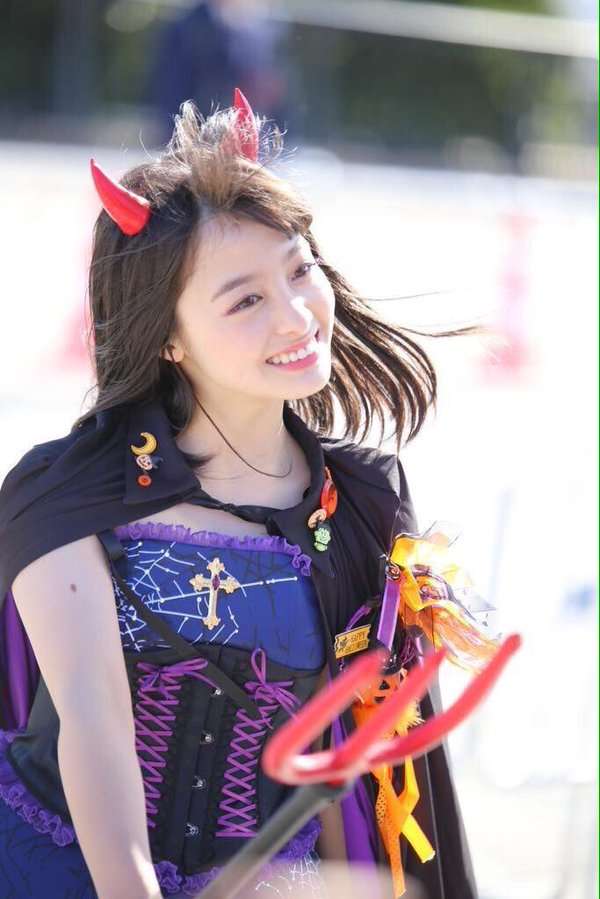 芥川賞作家・西村賢太氏「ハロウィンで仮装許されるのは可愛い子だけ」
