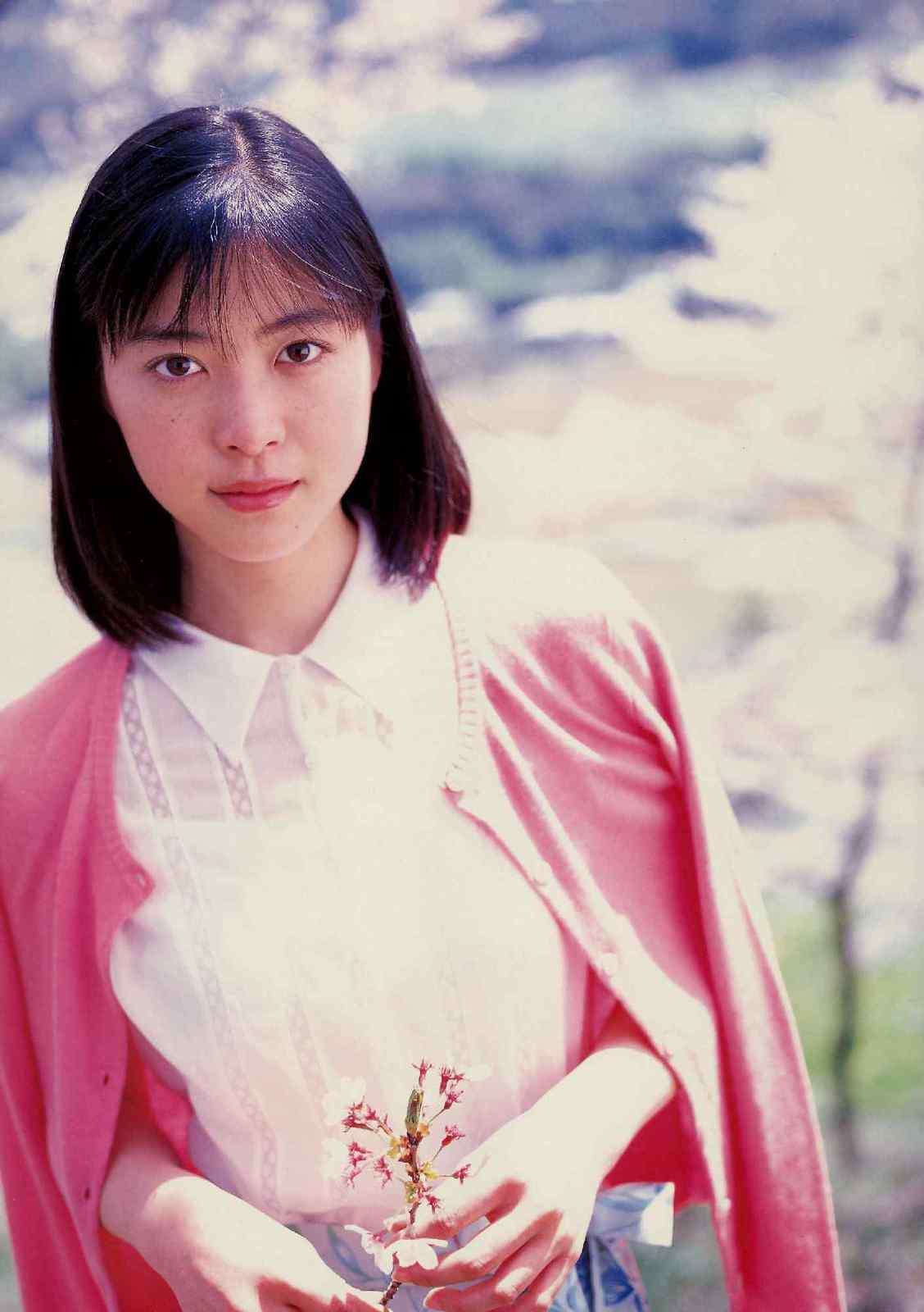 有名人のデビュー当時の画像を貼るトピック
