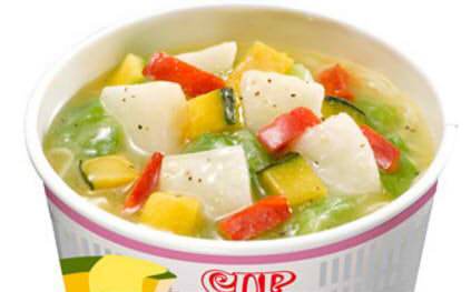 とろ～り「チーズフォンデュ」がカップ麺に!?「カップヌードルライトプラス チーズフォンデュ」