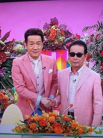 スマホや家電・自動車も…ピンクにときめく男子