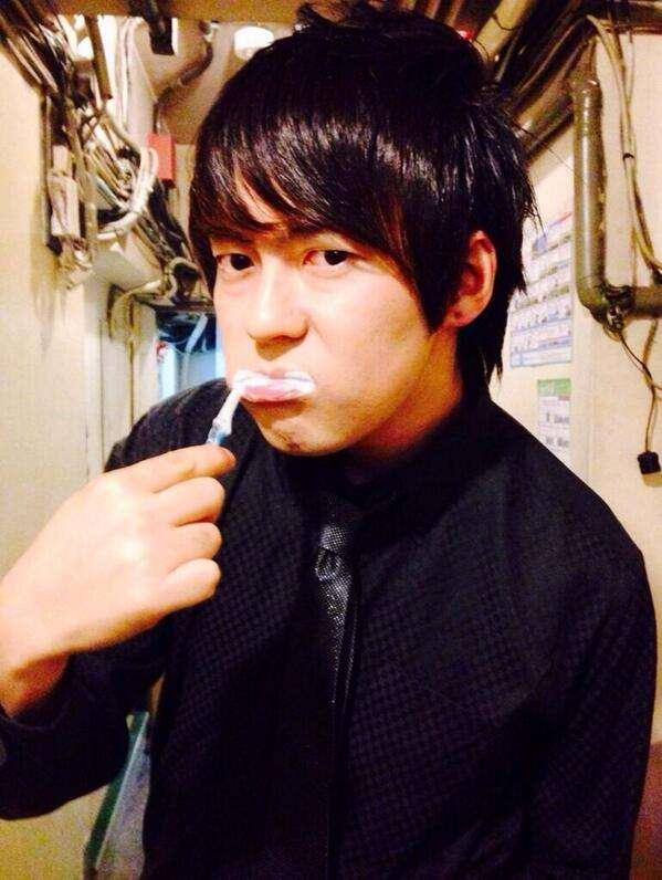 ウーマンラッシュアワー 村本大輔「逃走中で炎上中」とネットでもユーザを煽り批判殺到！