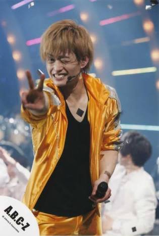 オリコンがミス 浜崎あゆみの映像ランキング1位を訂正しA.B.C-Zが首位に