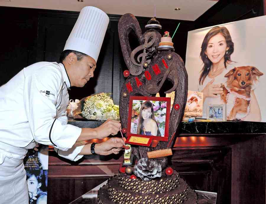川島なお美さん追悼ライブで夫・鎧塚俊彦さんが見せた最高の気配り