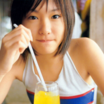 中学生時代の新垣結衣さんをご覧ください