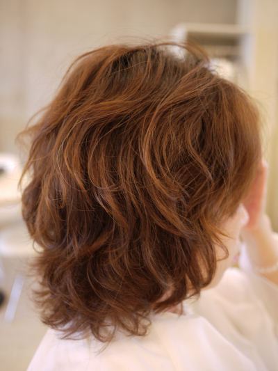 ヘアトリートメントは髪を傷めます！