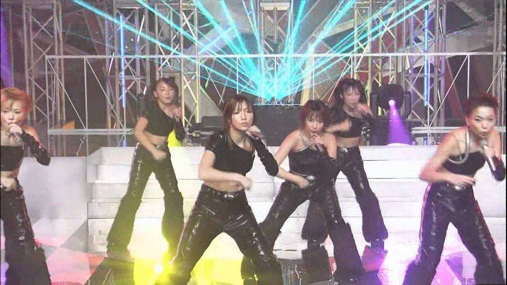 2001 Morning Musume - Renai Revolution 21 (muSix!) - YouTube