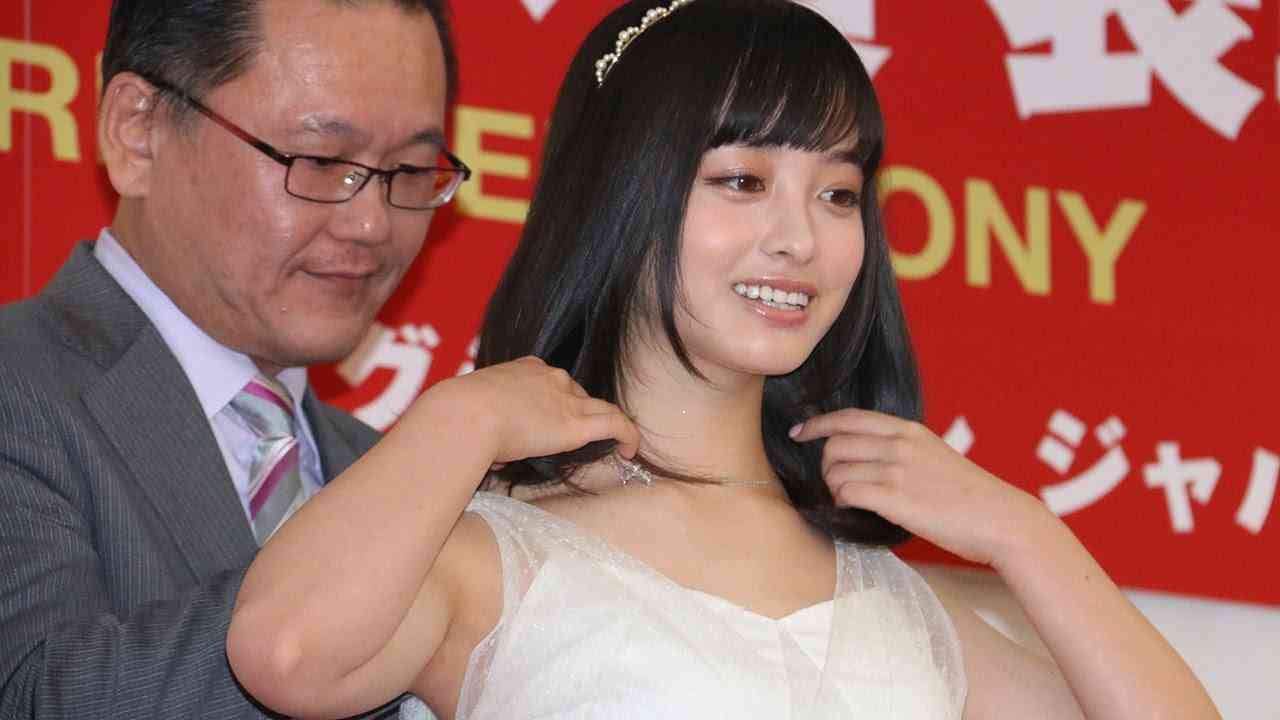 橋本環奈、ジュエリーベストドレッサー賞に次ぐ受賞に「大変光栄」特別賞受賞！「第１回 クリスマス ジュエリー プリンセス賞」授賞式　#Kanna Hashimoto　#Japanese Idol - YouTube