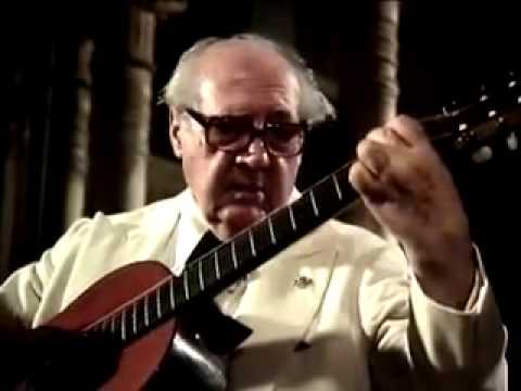 アンドレス・セゴビア による バッハ演奏 /Andrés Segovia plays Bach - YouTube