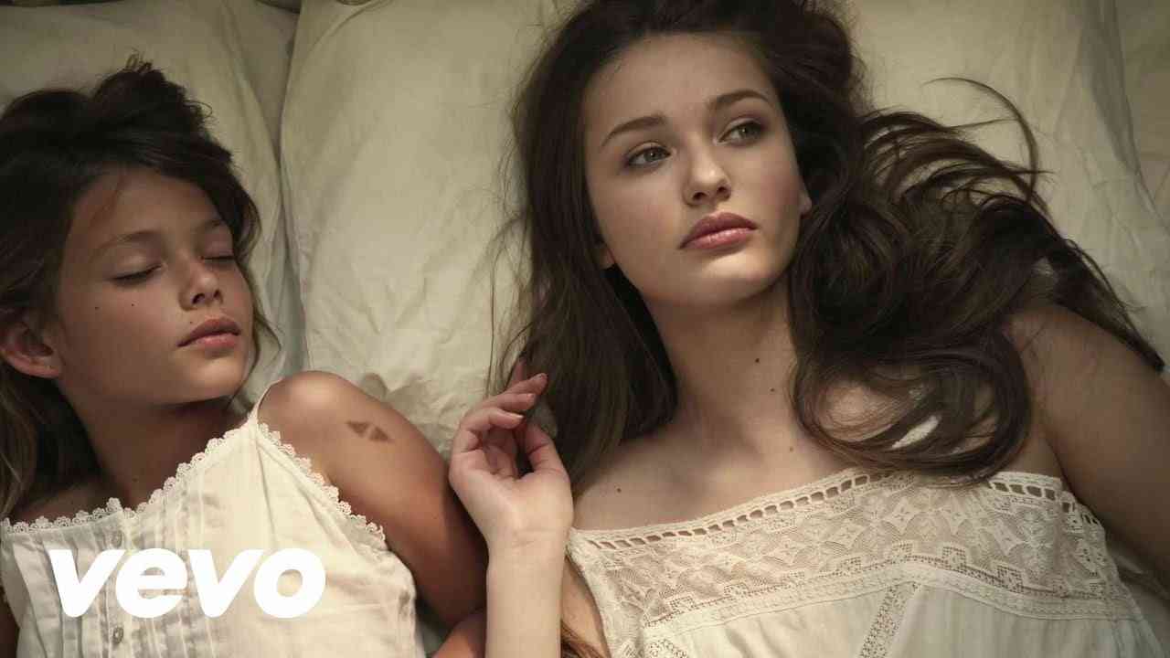 Avicii - Wake Me Up (Official Video) - YouTube