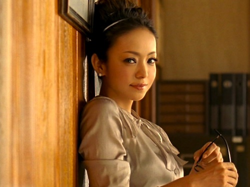 安室奈美恵「シャネル」まとい語った仕事観「つねに面白い冒険がしてみたい」