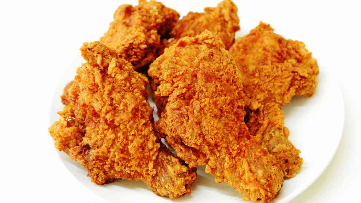 新幹線でマクドナルドはNG？ネットで議論に