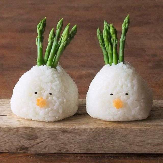 新定番？Instagramで人気の「顔おにぎり」がかわいいと話題に