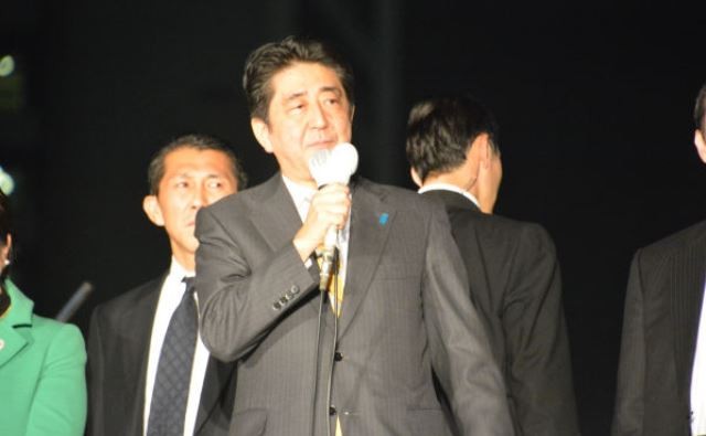 マスコミ会食　安倍首相「政府の企画ではない」