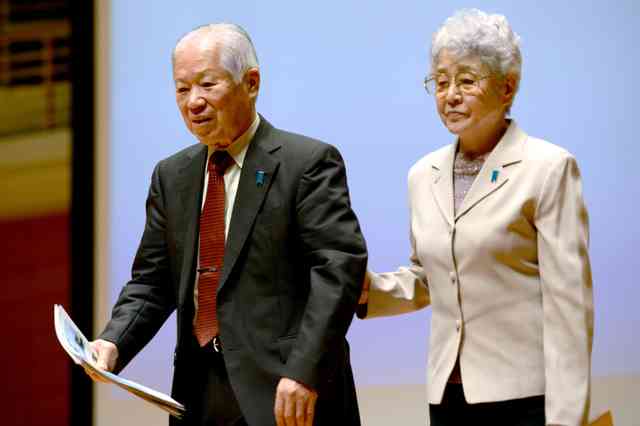 めぐみさん拉致から３８年　横田夫妻、集会で帰国訴え：朝日新聞デジタル