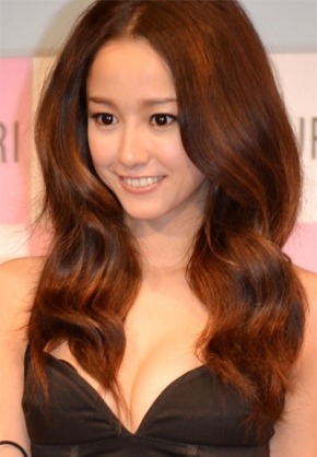 剛毛な人が絶対真似できないヘアスタイルの画像を貼るトピ