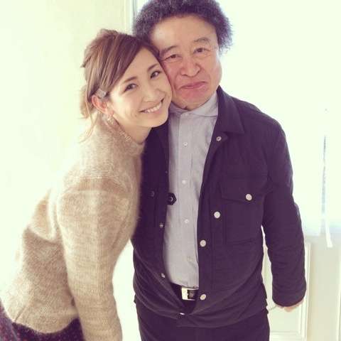 紗栄子、月9『5→9』女子会の写真に「番宣臭すごい」！「むしろ自分のPR目的」との指摘も